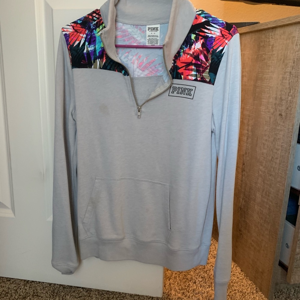 Pullover Half Zip